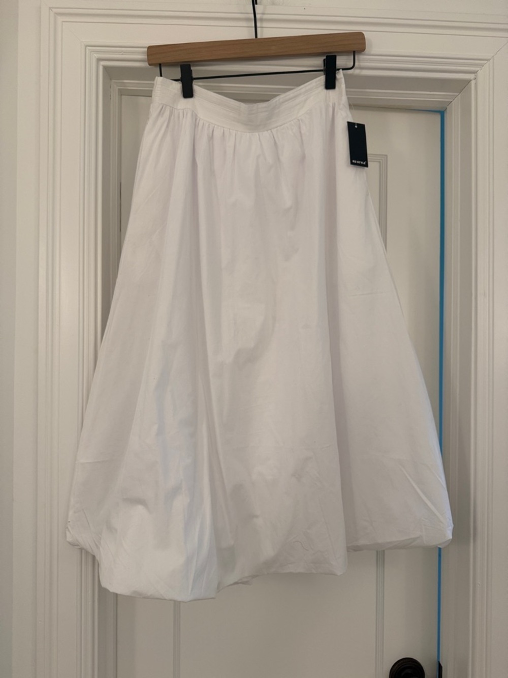 RD Style White Bubble Hem Midi Skirt NWT